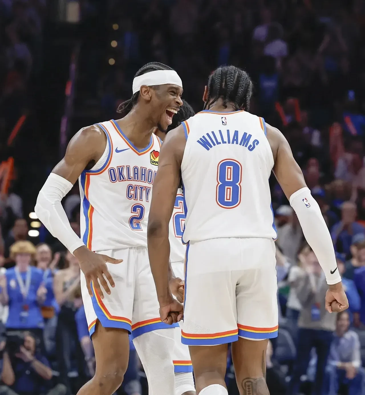 NBA常规赛加时末段走向成谜；纽约尼克斯官宣签约；更衣室稳定；阵容厚度经受考验的简单介绍