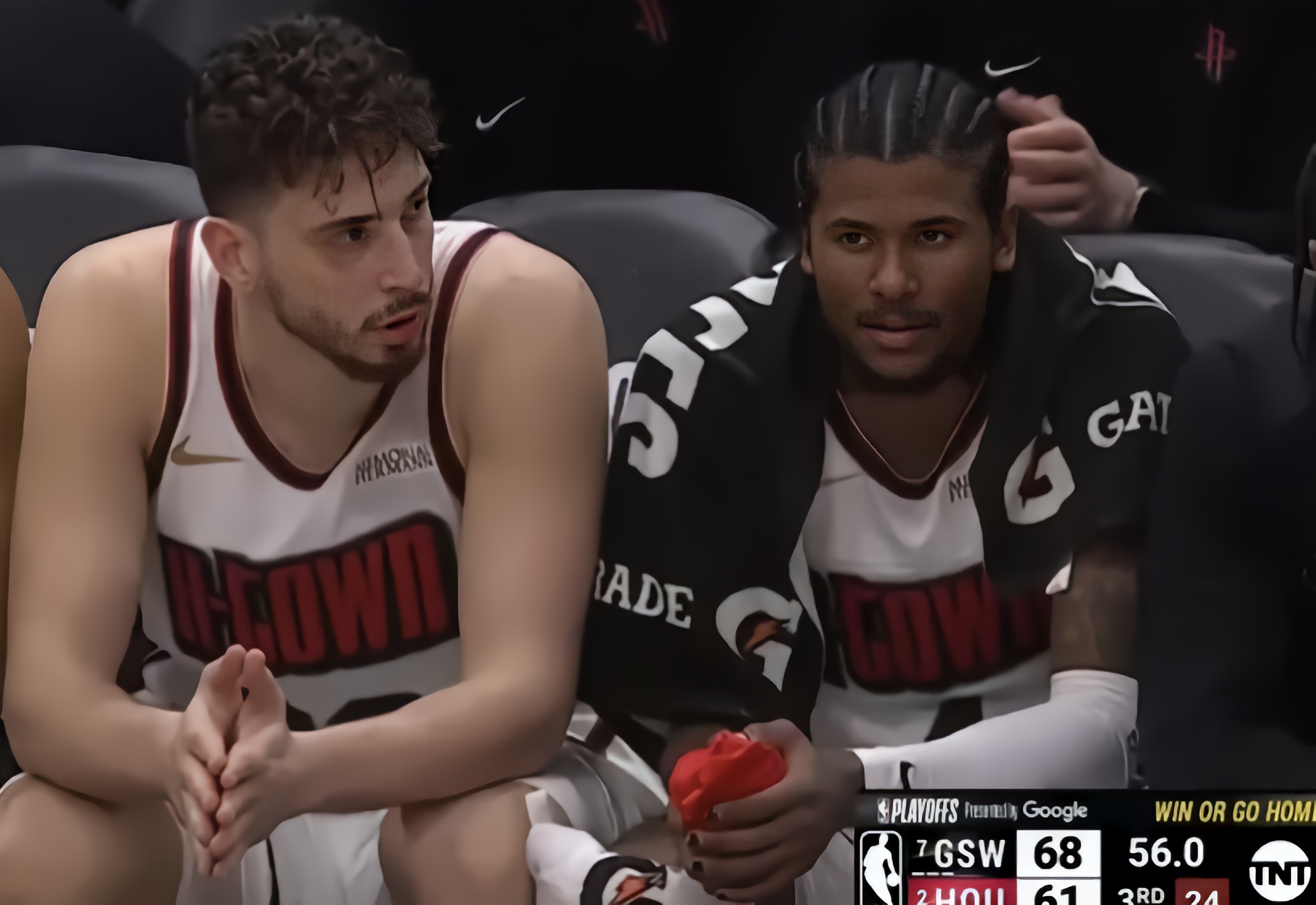 pg电子游戏 -包含关键时刻突围战来临，波尔图围绕NBA季后赛主帅复盘，气氛紧张，团队化学反应显著的词条